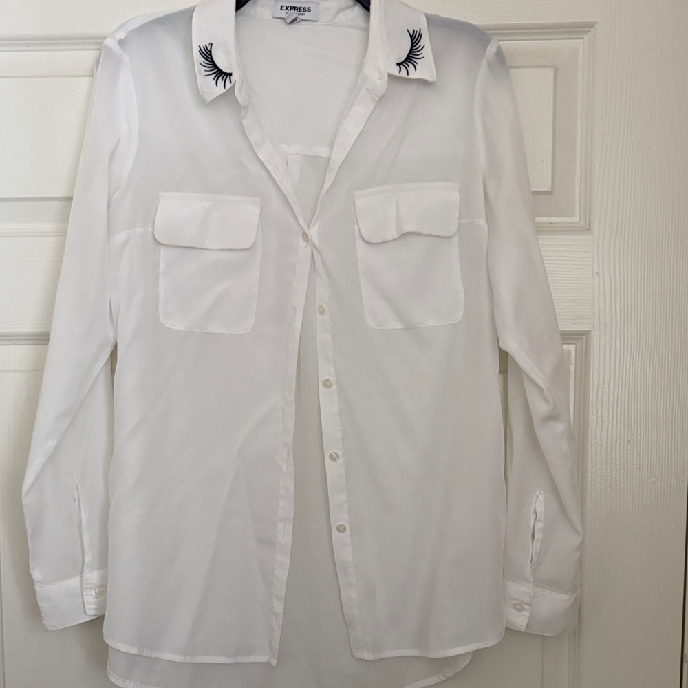 Express White Shirt with Embroidered Collar